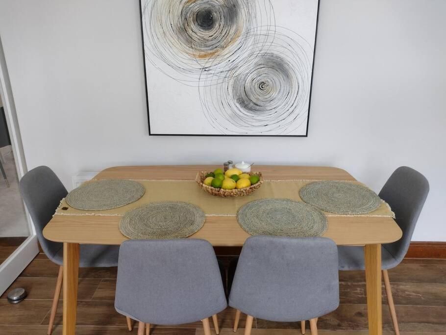 White Birds Townhouse In Sligo Town Center Appartement Buitenkant foto