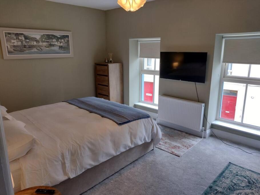 White Birds Townhouse In Sligo Town Center Appartement Buitenkant foto
